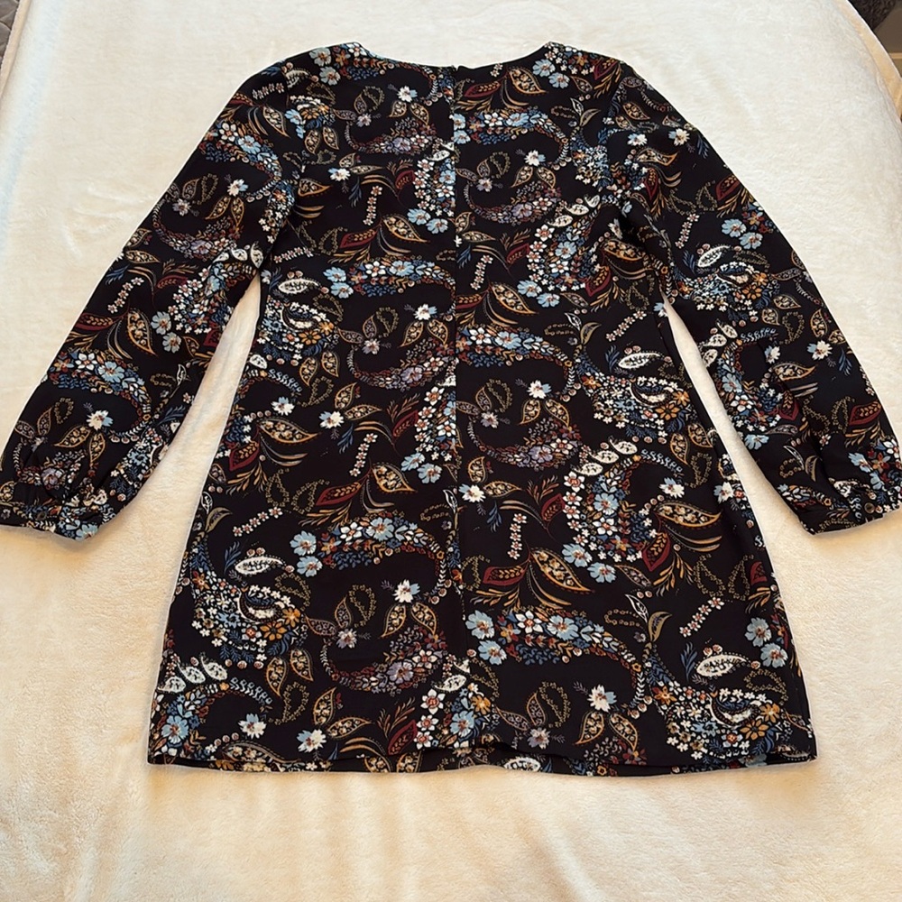 NWOT - WAYF Shift Dress.  Size M (6-8) - Picture 8 of 12